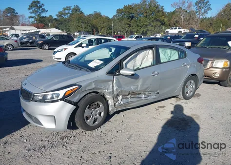 2017 Kia Forte Lx from USA, damaged, VIN 3KPFK4A79HE161179